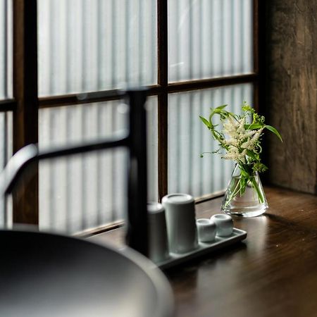 Вилла Suigetsu Machiya House Киото Экстерьер фото