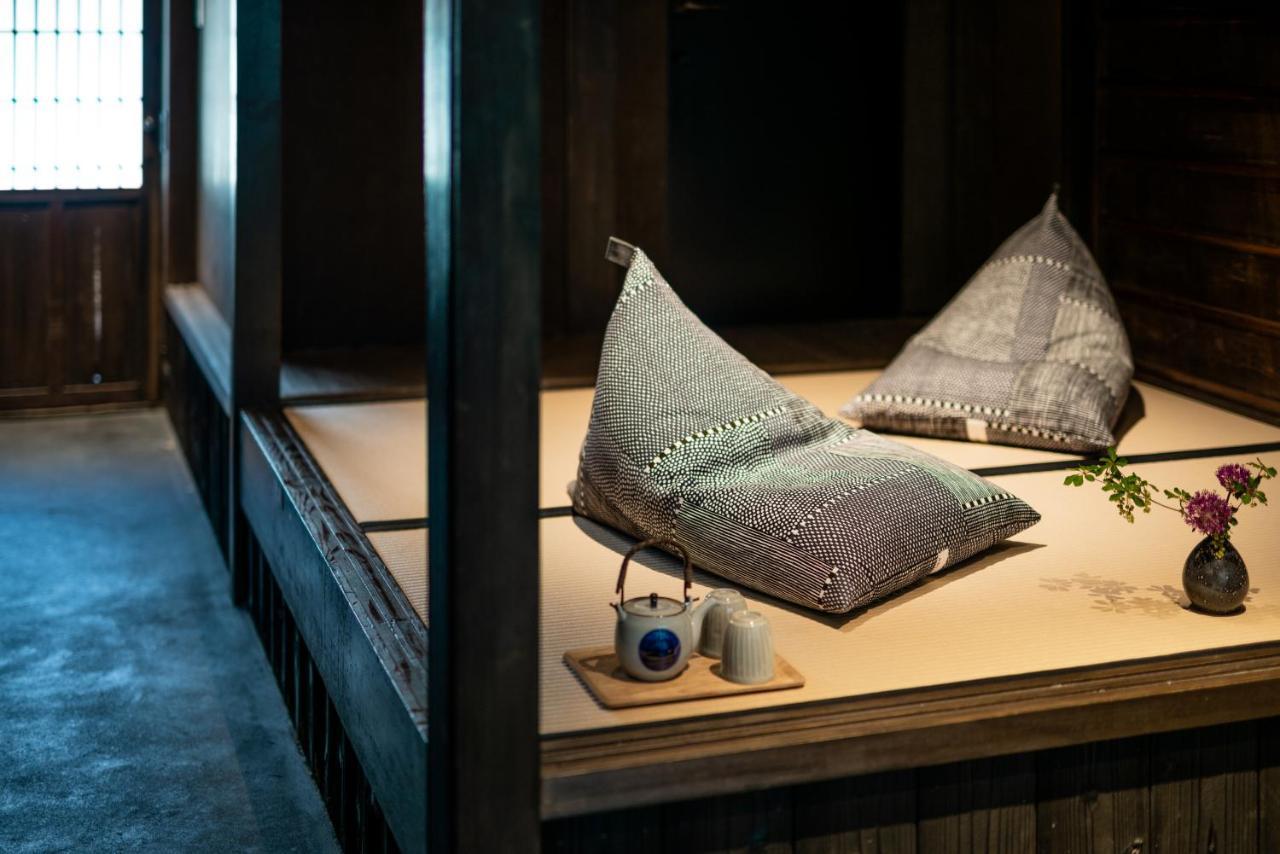 Вилла Suigetsu Machiya House Киото Экстерьер фото