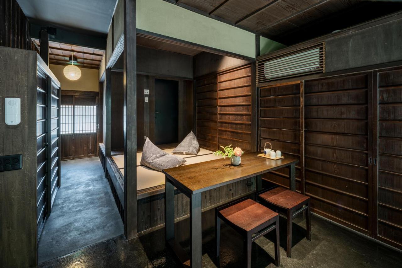 Вилла Suigetsu Machiya House Киото Экстерьер фото